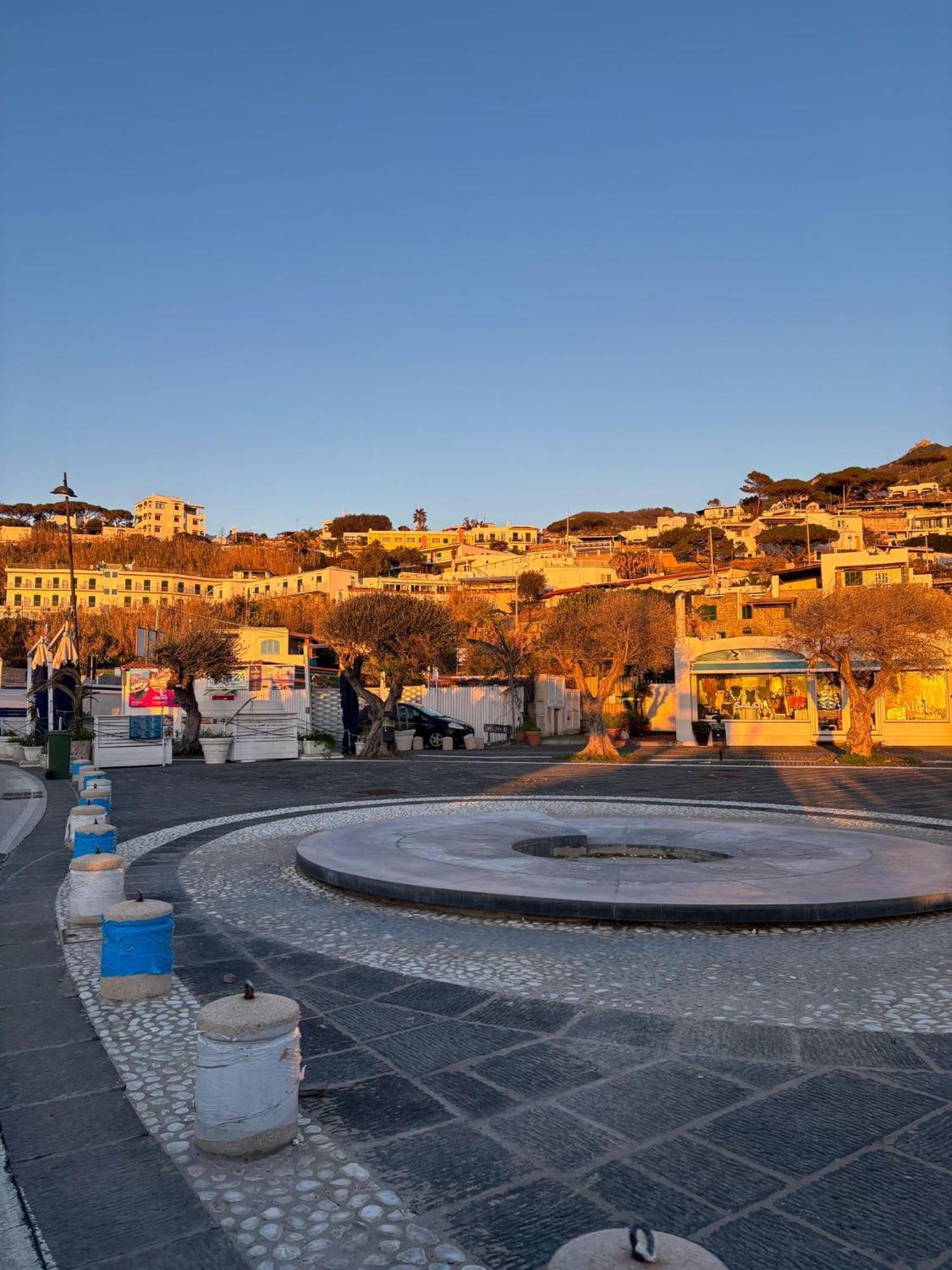 Appartamento A Due Passi Dal Mare Ischia Buitenkant foto