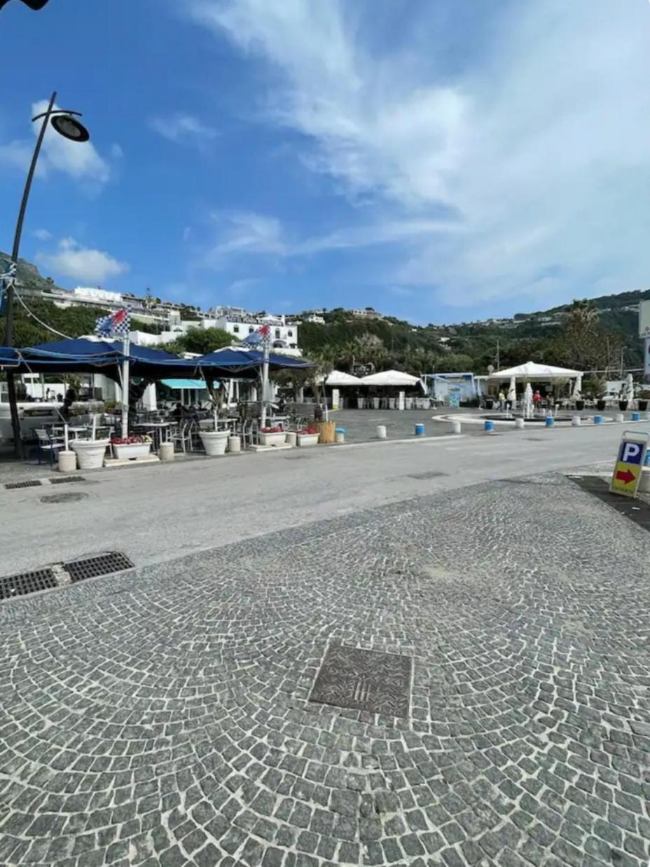 Appartamento A Due Passi Dal Mare Ischia Buitenkant foto